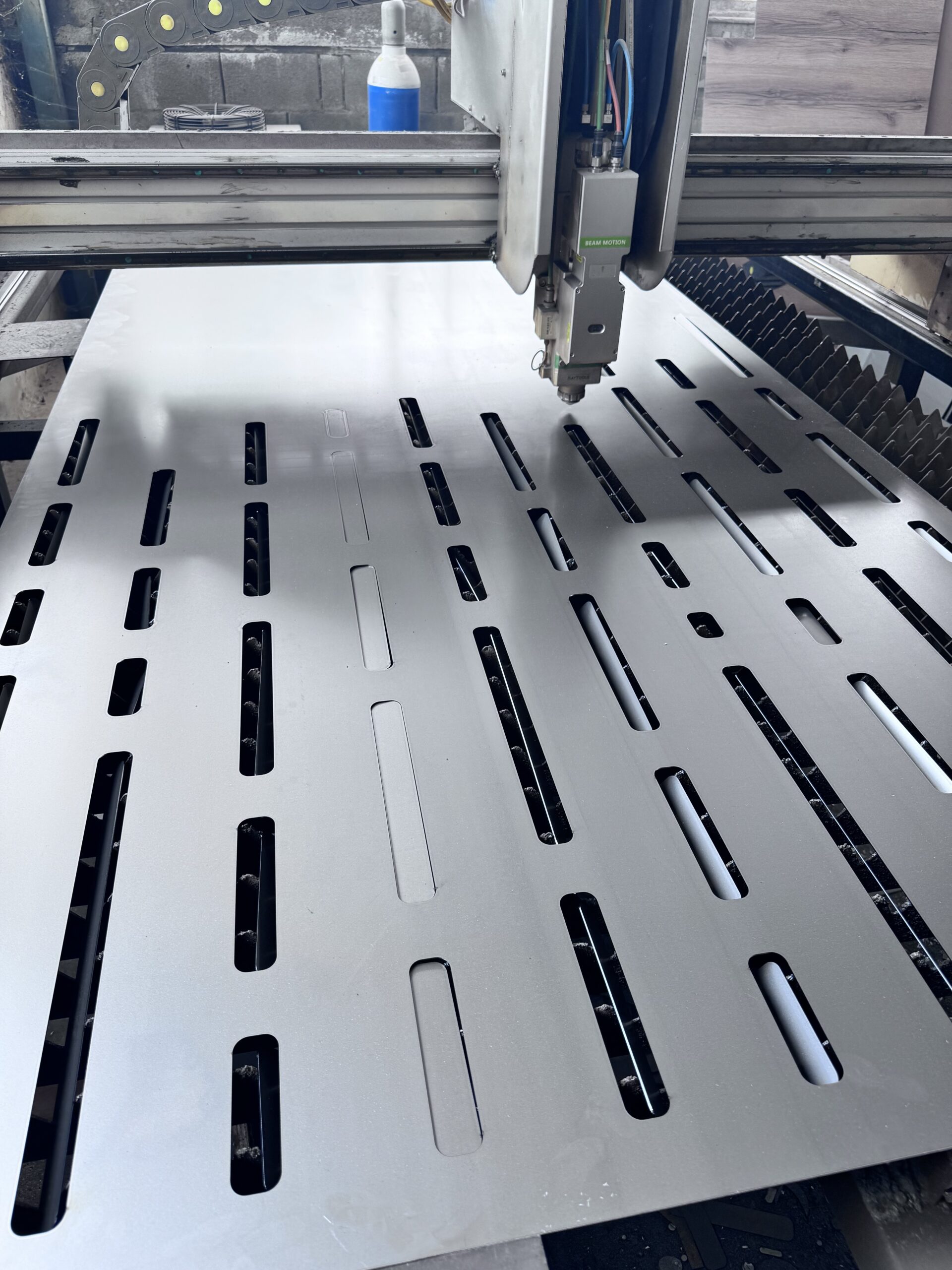 Fiber laser cutting machine creating patterns on steel 1.25mm in Nicosia, Cyprus